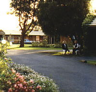 Colonial Village Motel - Tourism Cairns