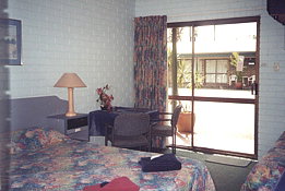 Amaroo Motor Inn - Tourism Cairns 0