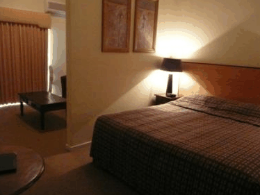 Margaret River Holiday Suites - Tourism Cairns 4