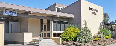 Brougham Arms Hotel And Motel - Tourism Cairns 0