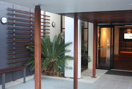 Quality Hotel Airport International - Tourism Cairns 0