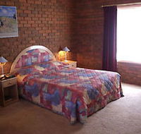 The Charles Sturt Motor Inn - Tourism Cairns