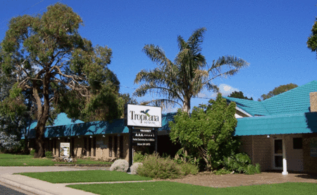 The Tropicana Motor Inn - Tourism Cairns
