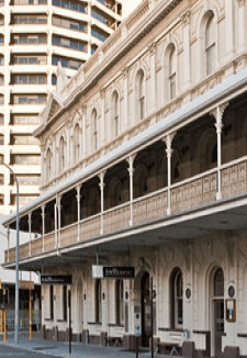 The Melbourne Hotel - Tourism Cairns 0