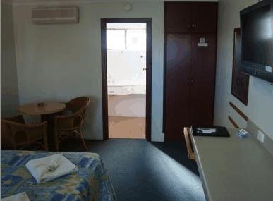 Amaroo Motor Lodge - Tourism Cairns 3