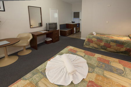Amity Motor Inn - Tourism Cairns 2