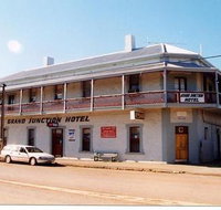 Grand Junction Hotel - Tourism Cairns