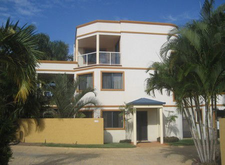 The Grange Resort - Tourism Cairns 0