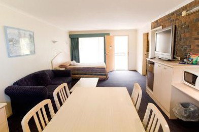 Comfort Inn Big Windmill - Tourism Cairns 1