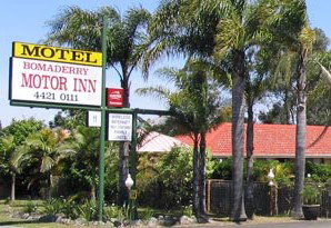 Bomaderry Motor Inn - Tourism Cairns 0
