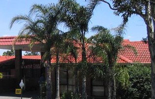 Bomaderry Motor Inn - Tourism Cairns 1