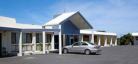 Robetown Motor Inn - Tourism Cairns 0