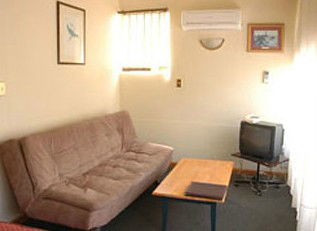 Eastern Town House - Tourism Cairns 1