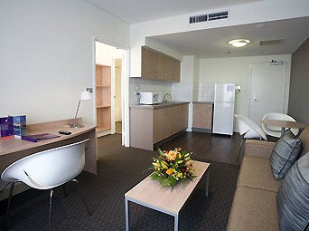 Hotel Ibis Melbourne - Tourism Cairns 3