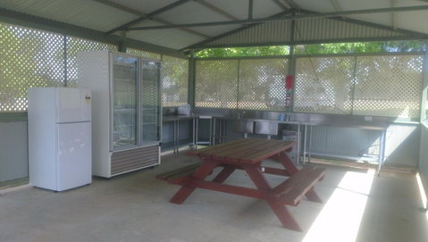 Lake Talbot Tourist Park - Tourism Cairns 4