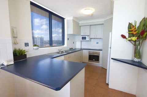 Majorca Isle Beachside Resort - Tourism Cairns 0