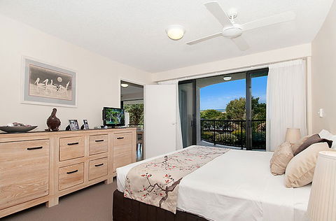 Windward Passage, Golden Beach - Tourism Cairns 4