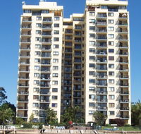 Banyandah Towers - Tourism Cairns