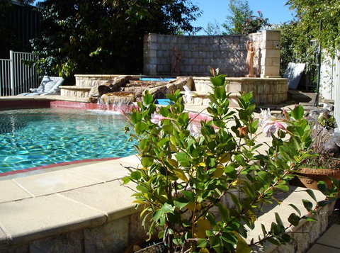 Noosa Valley Manor - Bed And Breakfast - Tourism Cairns 2