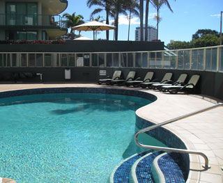 Beachfront Towers - Tourism Cairns 7