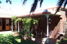 Nthaba Cottage - Tourism Cairns 4