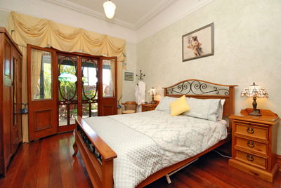 Above Bored Bed And Breakfast - Tourism Cairns 0