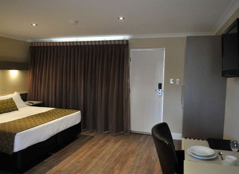 Bentley Motel - Tourism Cairns 0