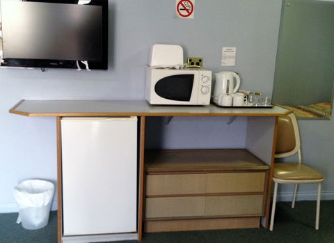 City West Motel - Tourism Cairns 4