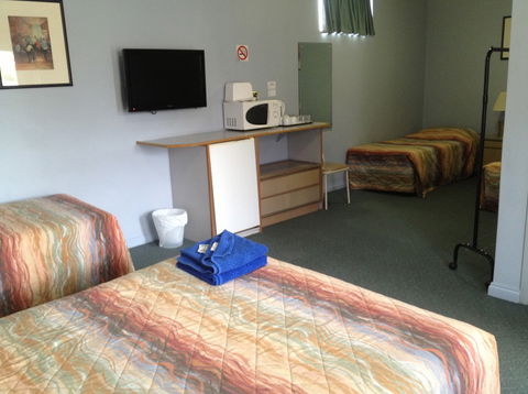 City West Motel - Tourism Cairns 5