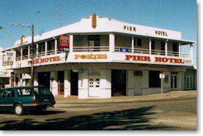 Pier Hotel - Tourism Cairns 0
