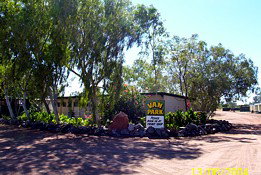 Threeways Roadhouse Tourist Park - Tourism Cairns 0