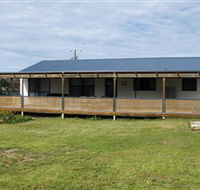 Surfin Sceales Beach House - Tourism Cairns