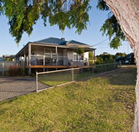 Serenity Holiday House - Tourism Cairns