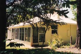 Wilkadene Cottage - Tourism Cairns 0