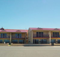 Tumby Bay Hotel Seafront Apartments - Tourism Cairns
