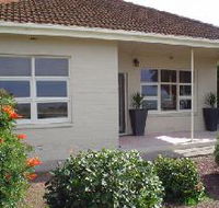 BeachBums Beach House - Tourism Cairns