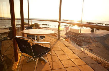 Seagate Bistro Motel - Tourism Cairns 2