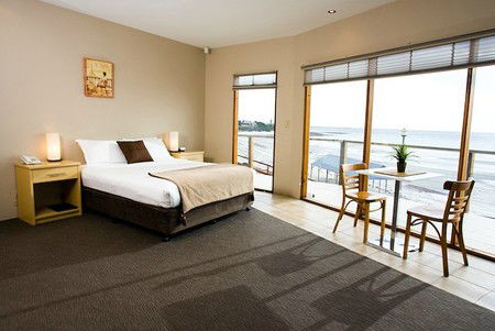 Seagate Bistro Motel - Tourism Cairns 3
