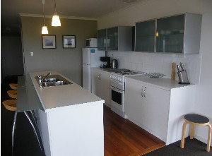 Coorong Waterfront Retreat - Tourism Cairns 2