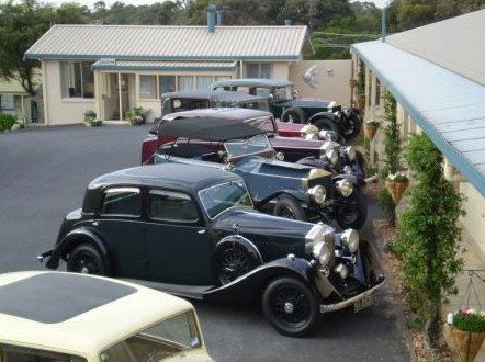 Lake View Apartments - Tourism Cairns 3