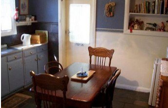 Lavender Cottage Bed And Breakfast Accommodation - Tourism Cairns 6