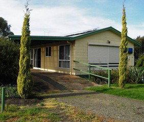 The Folly Holiday Home - Tourism Cairns 2