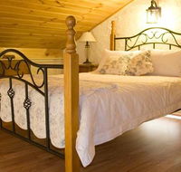 The Old Oak Bed and Breakfast - The Barn - Tourism Cairns