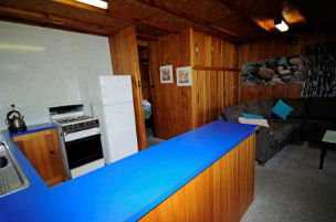 Moving Waters Self Contained Moored Houseboat - Tourism Cairns 5