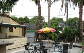 Lochiel Hotel - Tourism Cairns 2