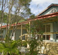Crays Accommodation - The Esplanade - Tourism Cairns