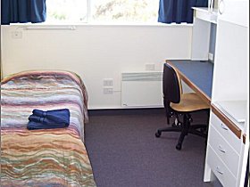 University Of Tasmania - Christ College - Tourism Cairns 0