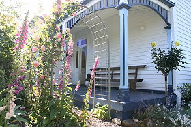 Devonport Bed & Breakfast - Tourism Cairns 0