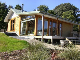Shanleys Huon Valley - Tourism Cairns 0