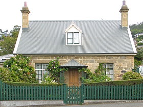 Crescentfield Cottage - Tourism Cairns 0